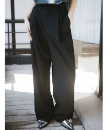 SLY（スライ）の「スラックス（スラックス）」