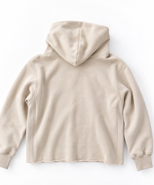 CANAL JEAN（キャナルジーン）の「Lakey Park　カットオフパーカープルオーバー（パーカー・レディース・ベージュ/ネイビー・ONE SIZE）」の13枚目の写真
