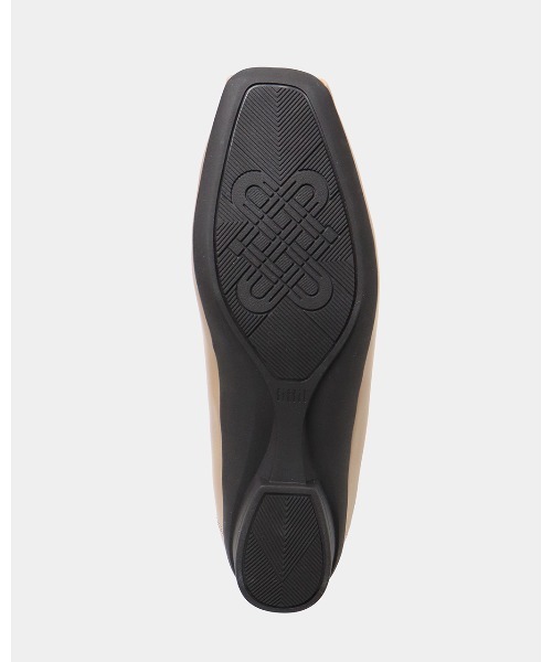 fitfit(フィットフィット)の「撥水快適バレエ330(パンプス・レディース・ブラック/ベージュ系その他7/クリーム/オフホワイト・23cm/22.5cm/22cm/25.5cm/25.0cm/24.5cm/24cm/23.5cm)」の15枚目の写真