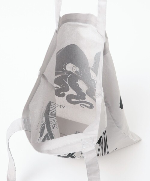TOKYO CULTUART by BEAMS(トウキョウカルチャートバイビームス)の「牛木匡憲 / VISITORS Tote Bag(トートバッグ・メンズ・ブルー系その他/ライトグレー・ONE SIZE)」の4枚目の写真