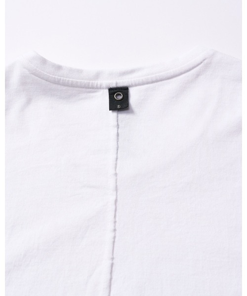 wjk（ダヴルジェイケイ）の「cut-off crew-neck L/S（Tシャツ/カットソー・メンズ・ブラック/ホワイト・X-LARGE/LARGE/MEDIUM/SMALL）」の7枚目の写真