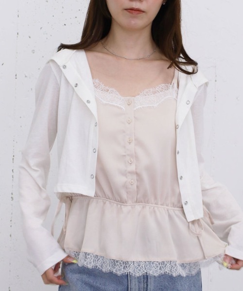 archives(アルシーヴ)の「【レース×サテンで華やかに魅せる】レーストリムサテンキャミソール(シャツ/ブラウス・レディース・グレー/ピンク・MEDIUM)」の15枚目の写真
