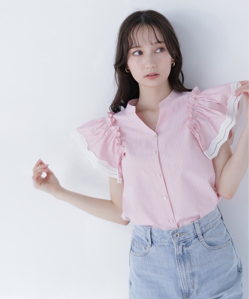 NATURAL BEAUTY BASIC（ナチュラルビューティーベーシック）の「レーストリムストライプブラウス（シャツ/ブラウス・レディース・ピンク系その他2/ブルー系その他2/ブラウン系その他・ﾌﾘ-）」の3枚目の写真