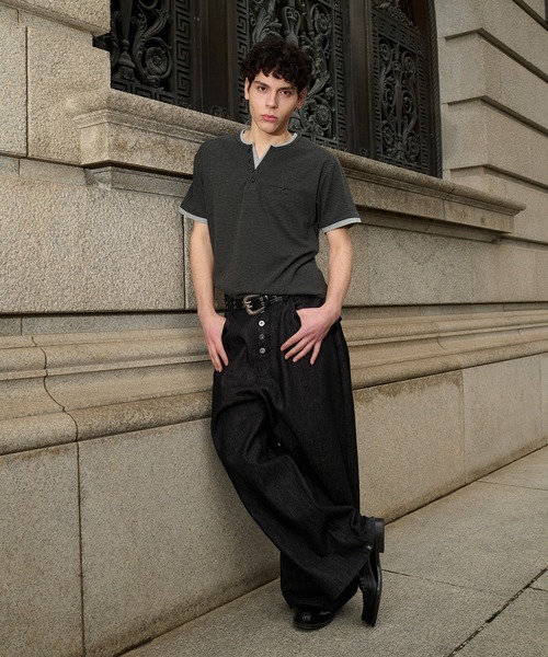 kutir(クティール)の「ASSORTED HENRY-NECK LAYERED TSHIRT/アソートヘンリーネックレイヤードTシャツ(Tシャツ/カットソー・メンズ・杢グレー/ブラック系/ボルドー/カーキ/ブラック/チャコールグレー・LARGE/MEDIUM)」の9枚目の写真