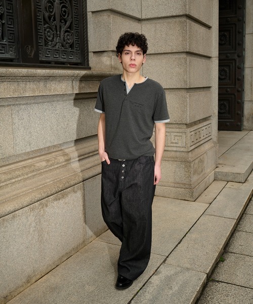 kutir(クティール)の「ASSORTED HENRY-NECK LAYERED TSHIRT/アソートヘンリーネックレイヤードTシャツ(Tシャツ/カットソー・メンズ・杢グレー/ブラック系/ボルドー/カーキ/ブラック/チャコールグレー・LARGE/MEDIUM)」の10枚目の写真