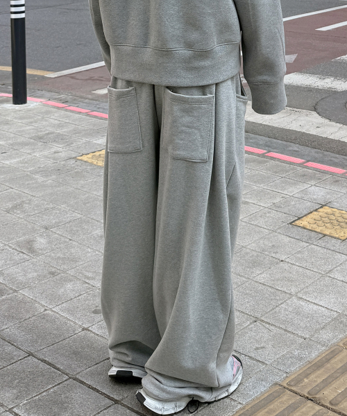 ATTENTIONROW(アテンションロー)の「エディション10. ロープワイドストッパートレーニングパンツ(グレー杢)(スウェットパンツ・メンズ・アッシュグレー・FREE)」の4枚目の写真