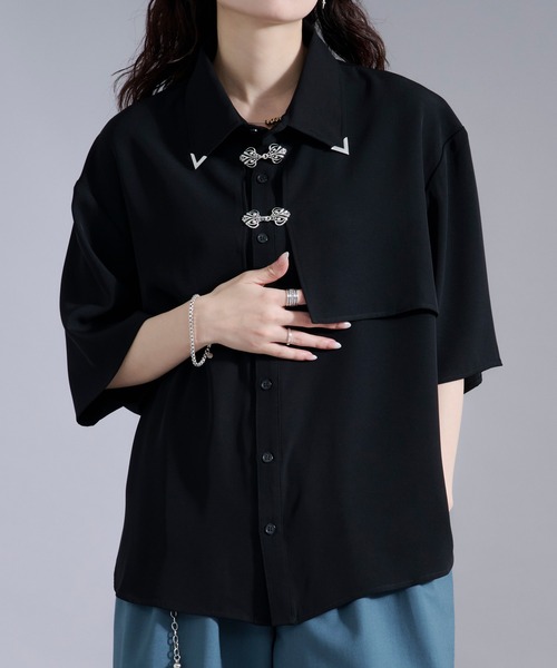 Ellno Loset(エルノロゼット)の「【新色追加】メタルパーツフラシシャツ(シャツ/ブラウス・メンズ・オフホワイト/ブラック/ブルーグレー/ブルーグリーン・SMALL/MEDIUM/LARGE)」の21枚目の写真