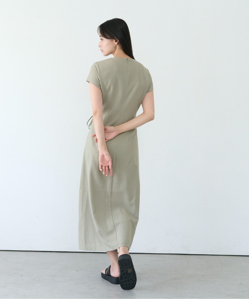 SOYEN(ソイエン)の「半袖ウエストマークアシメタックワンピース(ワンピース・レディース・カーキ/アイボリー・F)」の16枚目の写真