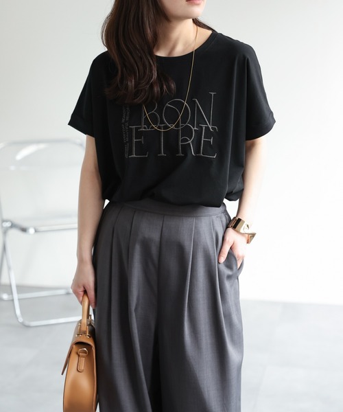 ap retro(アプレトロ)の「【接触冷感】立体ロゴ刺繍Tシャツ / 大人カジュアル(Tシャツ/カットソー・レディース・ネイビー/チャコール/ライトベージュ/ブラック・FREE)」の5枚目の写真