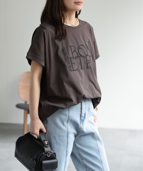 ap retro(アプレトロ)の「【接触冷感】立体ロゴ刺繍Tシャツ / 大人カジュアル(Tシャツ/カットソー・レディース・ネイビー/チャコール/ライトベージュ/ブラック・FREE)」の20枚目の写真
