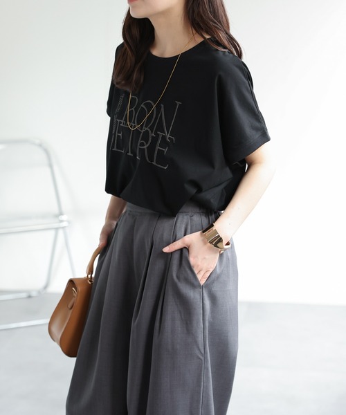 ap retro(アプレトロ)の「【接触冷感】立体ロゴ刺繍Tシャツ / 大人カジュアル(Tシャツ/カットソー・レディース・ネイビー/チャコール/ライトベージュ/ブラック・FREE)」の9枚目の写真