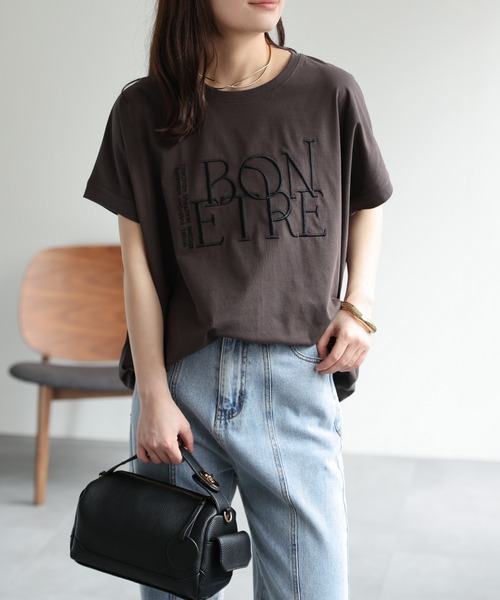 ap retro(アプレトロ)の「【接触冷感】立体ロゴ刺繍Tシャツ / 大人カジュアル(Tシャツ/カットソー・レディース・ネイビー/チャコール/ライトベージュ/ブラック・FREE)」の17枚目の写真