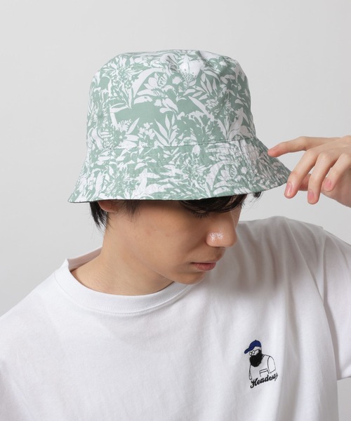 LAKOLE(ラコレ)の「ボタニカル柄リバーシブルバケットハット / 664915(ハット・メンズ・ネイビー/ブラック・9)」の10枚目の写真