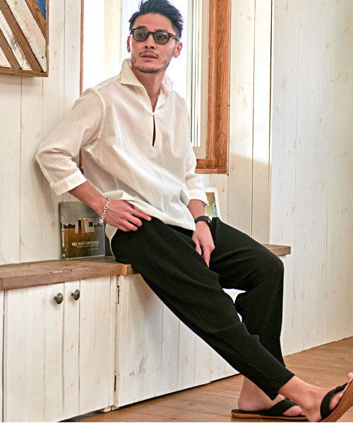 CavariA(キャバリア)の「『CavariA/キャバリア』プリーツ加工イージーロングパンツ(その他パンツ・メンズ・ブラック/アイボリー/ホワイト系1/グレイッシュベージュ/ブラウン・L/M)」の22枚目の写真