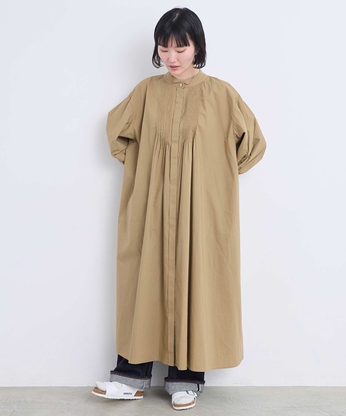 l'atelier du savon(アトリエドサボン)の「ウィングカラーピンタック タイプライターワンピース(ワンピース・レディース・レッド/ベージュ/アイボリー/ブラック・FREE)」の11枚目の写真