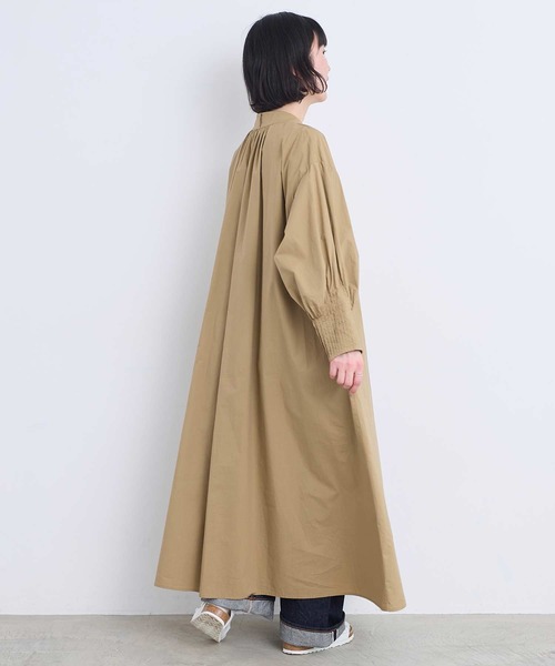 l'atelier du savon(アトリエドサボン)の「ウィングカラーピンタック タイプライターワンピース(ワンピース・レディース・レッド/ベージュ/アイボリー/ブラック・FREE)」の14枚目の写真