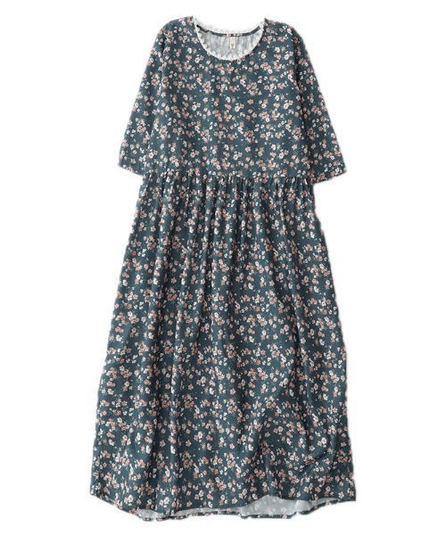 LUCPY(ラクピー)の「小花柄ギャザーロングワンピース(ワンピース・レディース・ピンク/ブルー・XX-LARGE/X-LARGE/LARGE/MEDIUM)」の1枚目の写真