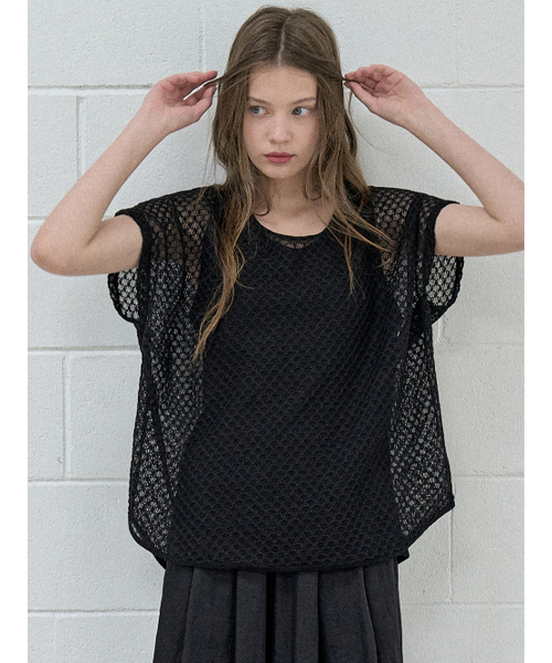 AVANT-G(アバン)の「Poncho Oversized Knit - BLACK(ニット/セーター・レディース・その他・FREE)」の2枚目の写真