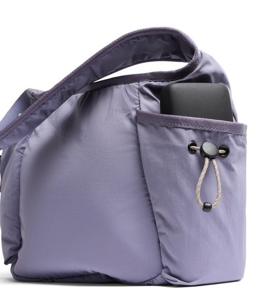 Bellroy(ベルロイ)の「Bellroy-スリング/ショルダーバッグ Cinch Sling(ショルダーバッグ・メンズ・パープル/ライトグリーン・ONESIZE)」の11枚目の写真