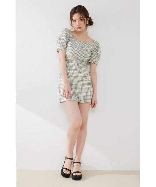 rienda(リエンダ)の「フロントカシュクール2WAYパフスリーブミニワンピース 夏服(ワンピース・レディース・ホワイト系その他/ライトピンク/ブラック系その他・MEDIUM/SMALL)」の4枚目の写真
