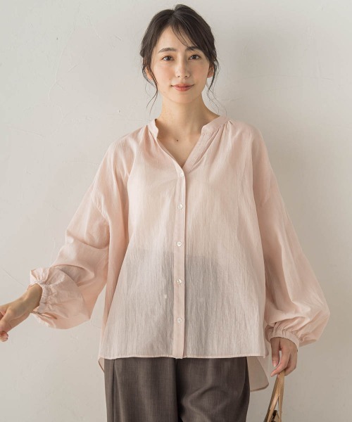 Droite lautreamont(ドロワットロートレアモン)の「スキッパーギャザーブラウス(シャツ/ブラウス・レディース・ピンク/オフホワイト/ベージュ/グリーン・M)」の8枚目の写真