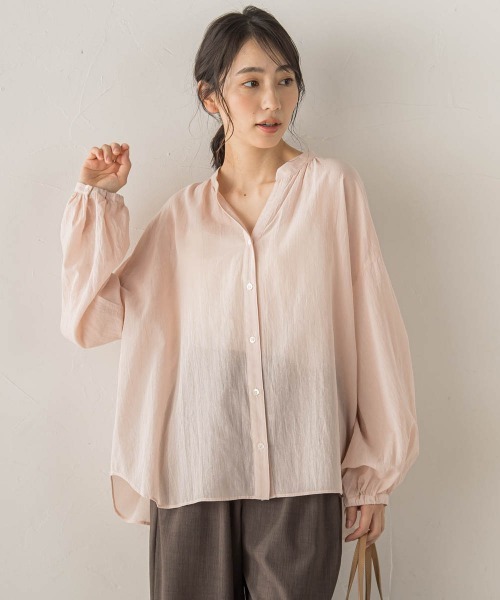 Droite lautreamont(ドロワットロートレアモン)の「スキッパーギャザーブラウス(シャツ/ブラウス・レディース・ピンク/オフホワイト/ベージュ/グリーン・M)」の9枚目の写真