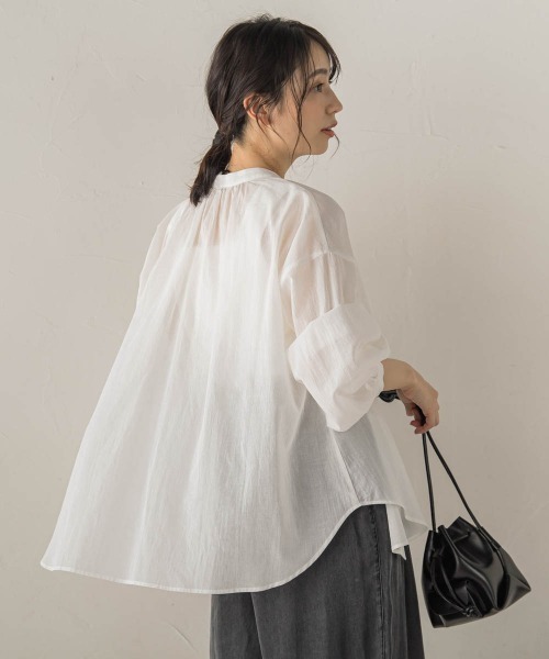 Droite lautreamont(ドロワットロートレアモン)の「スキッパーギャザーブラウス(シャツ/ブラウス・レディース・ピンク/オフホワイト/ベージュ/グリーン・M)」の22枚目の写真