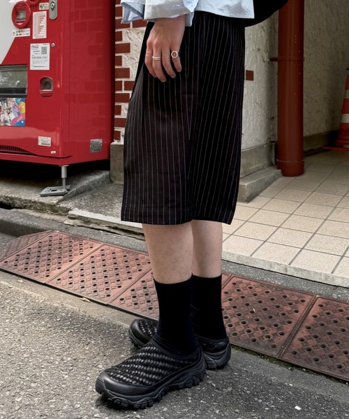 Chikashitsu +（チカシツプラス）の「【Chikashitsu +】stripe bermuda shorts (3color) / 【チカシツプラス】ストライプスラックスバミューダパンツ＜着用動画あり＞（スラックス・メンズ・ブラック/グレー/ネイビー・L/M）」の11枚目の写真