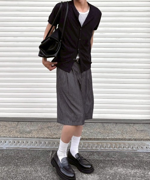 Chikashitsu +（チカシツプラス）の「【Chikashitsu +】stripe bermuda shorts (3color) / 【チカシツプラス】ストライプスラックスバミューダパンツ＜着用動画あり＞（スラックス・メンズ・ブラック/グレー/ネイビー・L/M）」の21枚目の写真