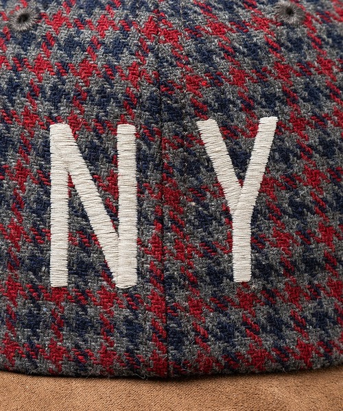 Manhattan Portage（マンハッタンポーテージ）の「Manhattan Portage / マンハッタンポーテージ NY EMB CHECK CAP ニューヨーク エンブレム チェック キャップ チェック柄 千鳥格子 スウェード 配色 切り替え バイカラー ツートン フロントロゴ 刺繍 カジュアル レトロ トラッド トラディショナル メンズ レディース 2026年秋冬 秋物（キャップ・メンズ・ホワイト/ブラウン/グレー・FREE）」の8枚目の写真