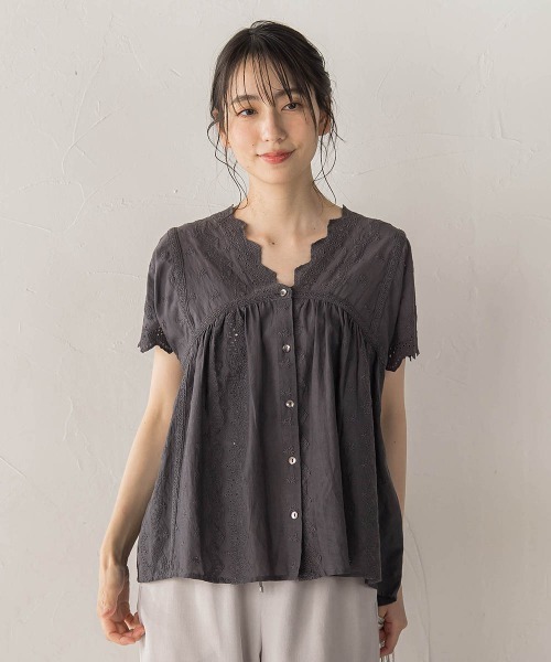 Droite lautreamont（ドロワットロートレアモン）の「刺繍ハシゴレースブラウス（シャツ/ブラウス・レディース・オフホワイト/チャコールグレー/ブルー・M）」の22枚目の写真