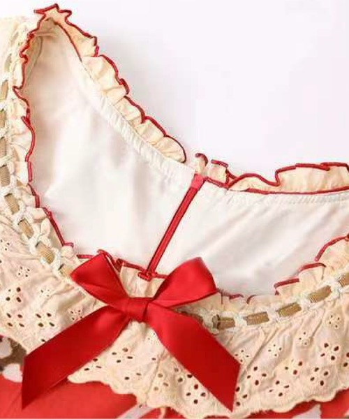 LA POMME petit(ラポミ・プチ)の「Red Motif Lace Flare Bear One Piece(ワンピース・レディース・レッド・FREE)」の2枚目の写真