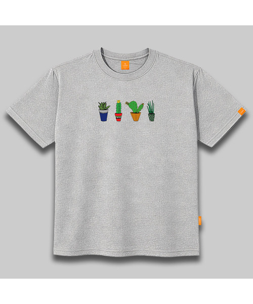 LLAMO(エラモ)の「デキラ 半袖Tシャツ 男女共用 ビッグサイズ S 4XL(Tシャツ/カットソー・レディース・ホワイト/ブラック/ベージュ/グレー/カーキ・SMALL/MEDIUM/LARGE/X-LARGE/2XL/4XL/3XL)」の1枚目の写真
