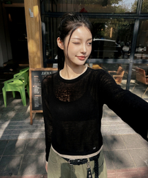 Linen Blend Contrast Layered Embroidery Knit (black)