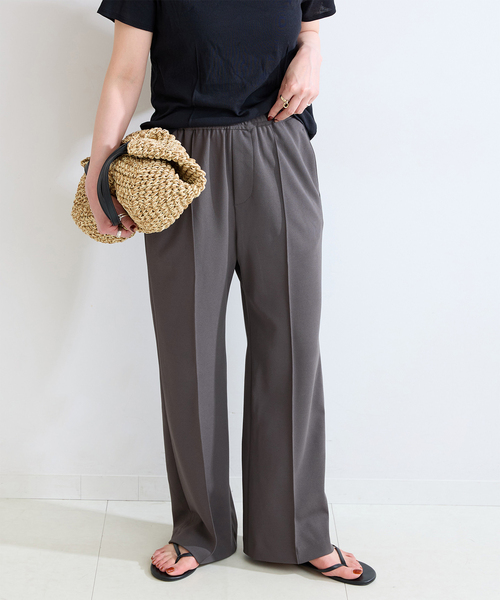 B.C STOCK(ベーセーストック)の「ウォッシャブル / フレアピンタックパンツ(その他パンツ・レディース・ブラック/グレー/ホワイト・SMALL/MEDIUM)」の3枚目の写真