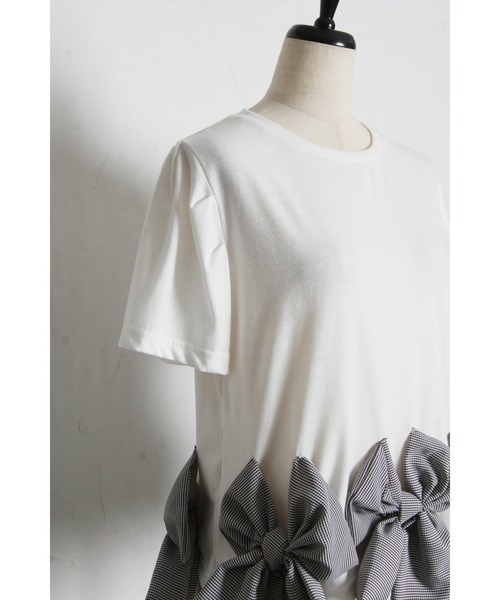 tocco closet(トッコ クローゼット)の「【ZOZO限定】裾ギンガムチェックリボン装飾半袖トップス(Tシャツ/カットソー・レディース・ホワイト/ブラック・M)」の6枚目の写真