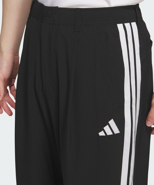 adidas(アディダス)の「ストレッチ ツイル ルーズフィット テーパードレッグ 10分丈 オープンヘム パンツ / アディダス adidas(その他パンツ・メンズ・ブラック×ホワイト・XX-LARGE/3XL/LARGE/MEDIUM/SMALL/X-LARGE/X-SMALL)」の4枚目の写真