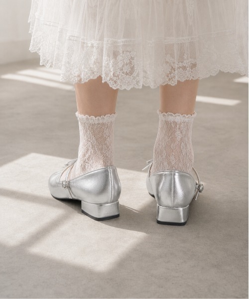 shoes365(シューズスリーシックスファイヴ)の「SHOES 365 スクエアトゥメリージェーンパンプス(パンプス・レディース・シルバー・23.5cm/24.0cm/23.0cm)」の7枚目の写真