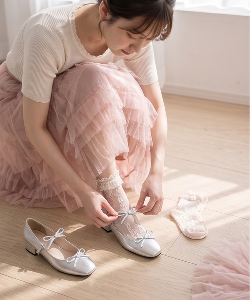 shoes365(シューズスリーシックスファイヴ)の「SHOES 365 スクエアトゥメリージェーンパンプス(パンプス・レディース・シルバー・23.5cm/24.0cm/23.0cm)」の16枚目の写真