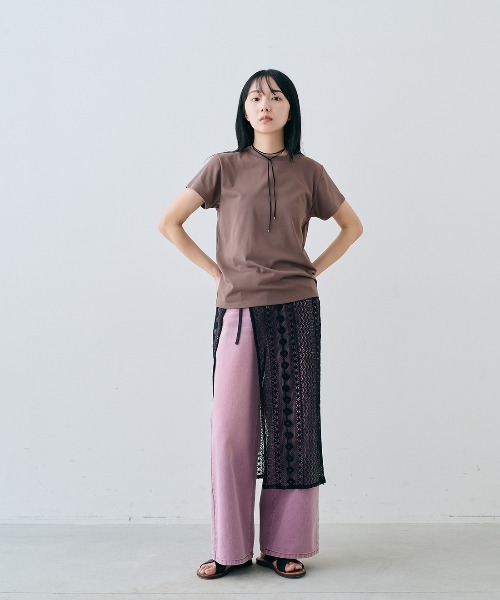 MEDE19F(メデジュウキュウ)の「MEDE19F 汗じみ軽減&接触冷感素材の大人感こなれTシャツ(Tシャツ/カットソー・レディース・ベージュ/ネイビー系/ブラウン系その他・M/L/LL)」の12枚目の写真
