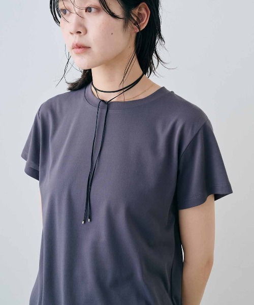 MEDE19F(メデジュウキュウ)の「MEDE19F 汗じみ軽減&接触冷感素材の大人感こなれTシャツ(Tシャツ/カットソー・レディース・ベージュ/ネイビー系/ブラウン系その他・M/L/LL)」の17枚目の写真