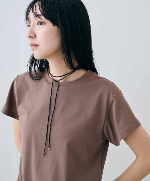 MEDE19F(メデジュウキュウ)の「MEDE19F 汗じみ軽減&接触冷感素材の大人感こなれTシャツ(Tシャツ/カットソー・レディース・ベージュ/ネイビー系/ブラウン系その他・M/L/LL)」の18枚目の写真