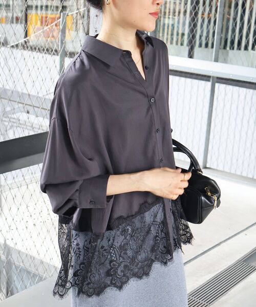 le.coeur blanc(ルクールブラン)の「フィブリルツイルヘムレースシャツ(シャツ/ブラウス・レディース・ブラック/ダークブラウン/アイボリー・38)」の1枚目の写真