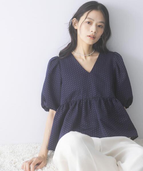 URBAN RESEARCH ROSSO WOMEN（アーバンリサーチ　ロッソ）の「『WEB限定』ジャガードペプラムＶネックブラウス（シャツ/ブラウス・レディース・ネイビー/ブラック・FREE）」の16枚目の写真