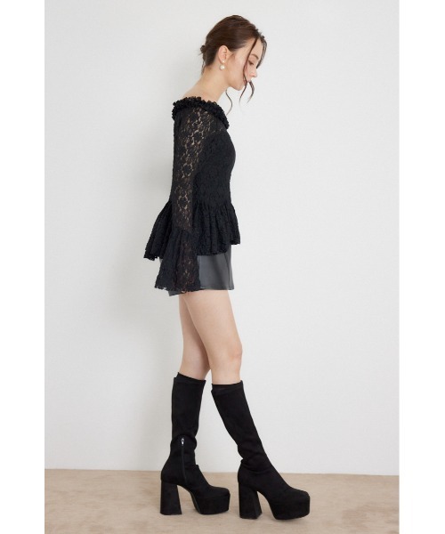 rienda(リエンダ)の「レースオフショルダーペプラムトップス 秋服(Tシャツ/カットソー・レディース・ブラウン/ブラック/ホワイト・FREE)」の17枚目の写真