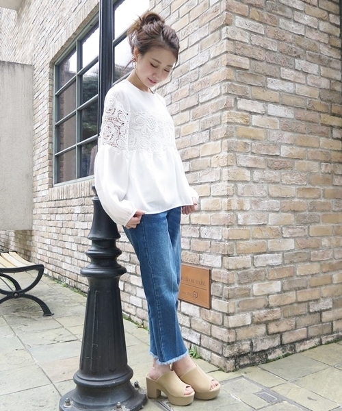 Chico(チコ)の「【who's who Chico】 レース切り替えブラウス(シャツ/ブラウス・レディース・ホワイト/アイボリー・FREE)」の10枚目の写真