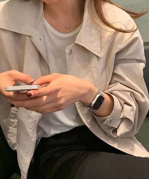 VENCEEXCHANGE(ヴァンスエクスチェンジ)の「衿付きクロップド丈ブルゾン(ブルゾン・レディース・ベージュ・M/L)」の2枚目の写真