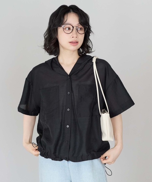 HEART MARKET(ハートマーケット)の「半袖フーディシャツ(シャツ/ブラウス・レディース・グレイッシュベージュ/ブラウン/ブラック/チャコール・FREE)」の2枚目の写真