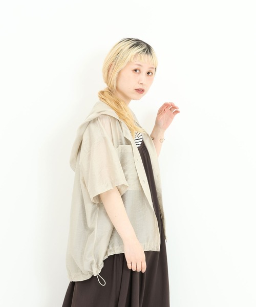 HEART MARKET(ハートマーケット)の「半袖フーディシャツ(シャツ/ブラウス・レディース・グレイッシュベージュ/ブラウン/ブラック/チャコール・FREE)」の21枚目の写真