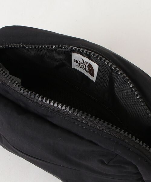 THE NORTH FACE(ザノースフェイス)の「国内未発売 THE NORTH FACE(ザ・ノースフェイス) WHITE LABEL LINDEN HIP SACK 韓国限定ライン ヒップサック ボディバッグ(ボディバッグ/ウエストポーチ・レディース・ブラック・ONE SIZE)」の4枚目の写真